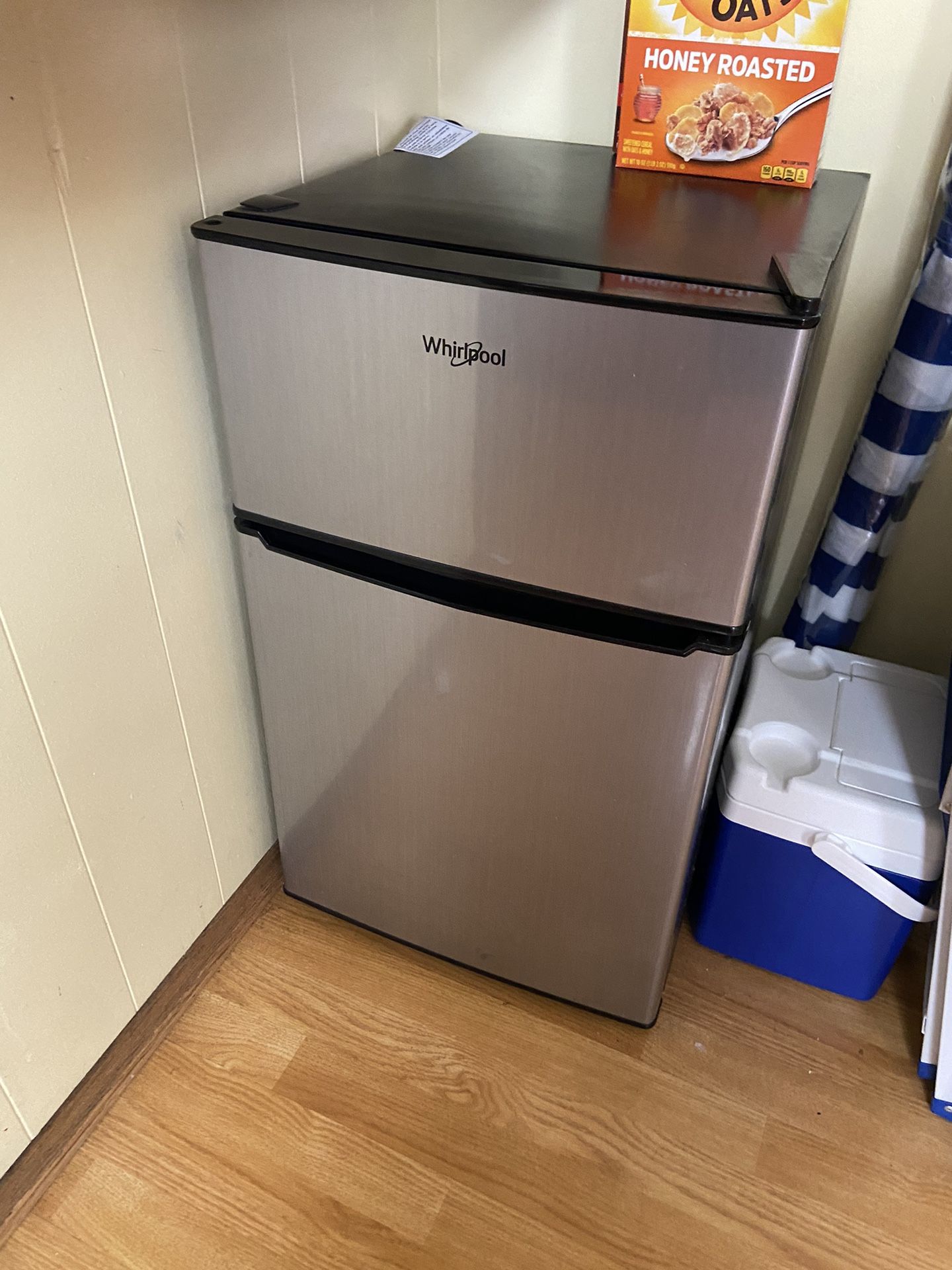 Whirlpool 3.1 cu ft Mini Refrigerator Stainless Steel WH31S1E for Sale