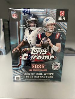 Topps chrome nfl 2025