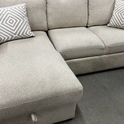 Couch/ Sofa 