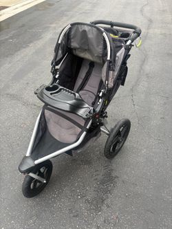 Single Bob jogger stroller black/grey