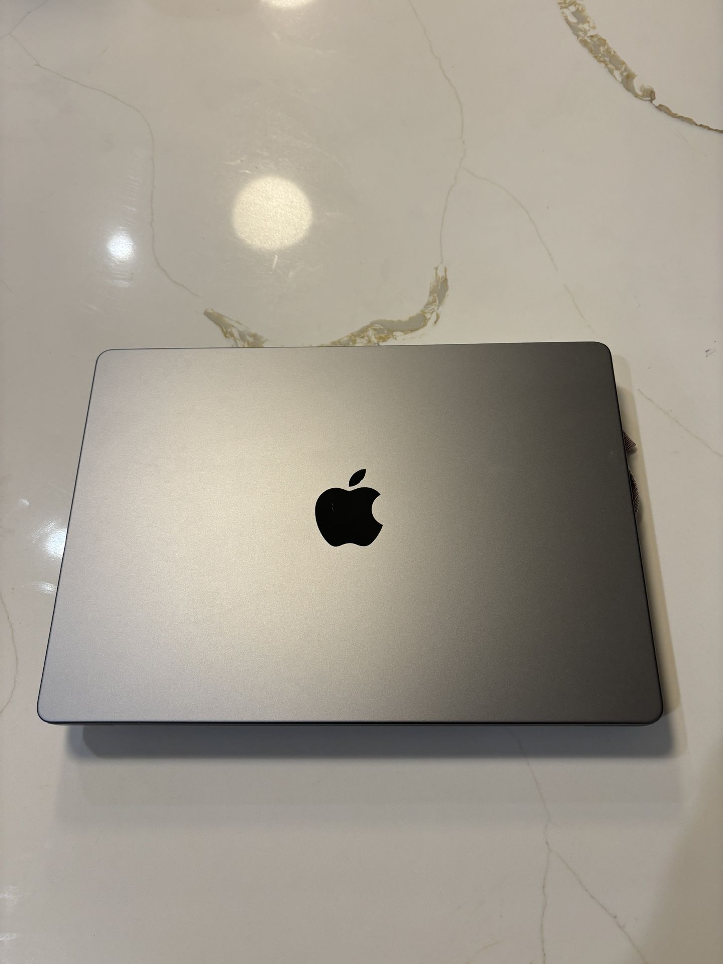 MacBook Pro 14-Inch 2024