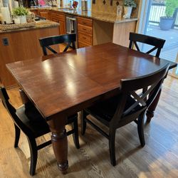 Pottery Barn Amherst Table 6 Aaron Chairs