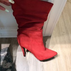 Women’s Red Boots