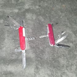 2 Swiss Army Knives Collectors Dream Perfect Cond Never Used 