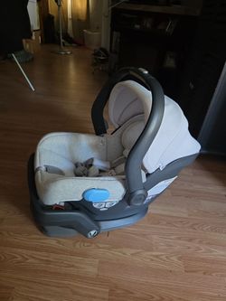 It's a baby carrier that fits in your car