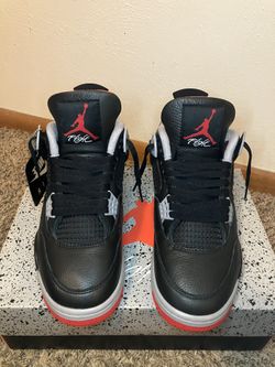 Air Jordan 4 Retro. “Bred 4”. Size 9 