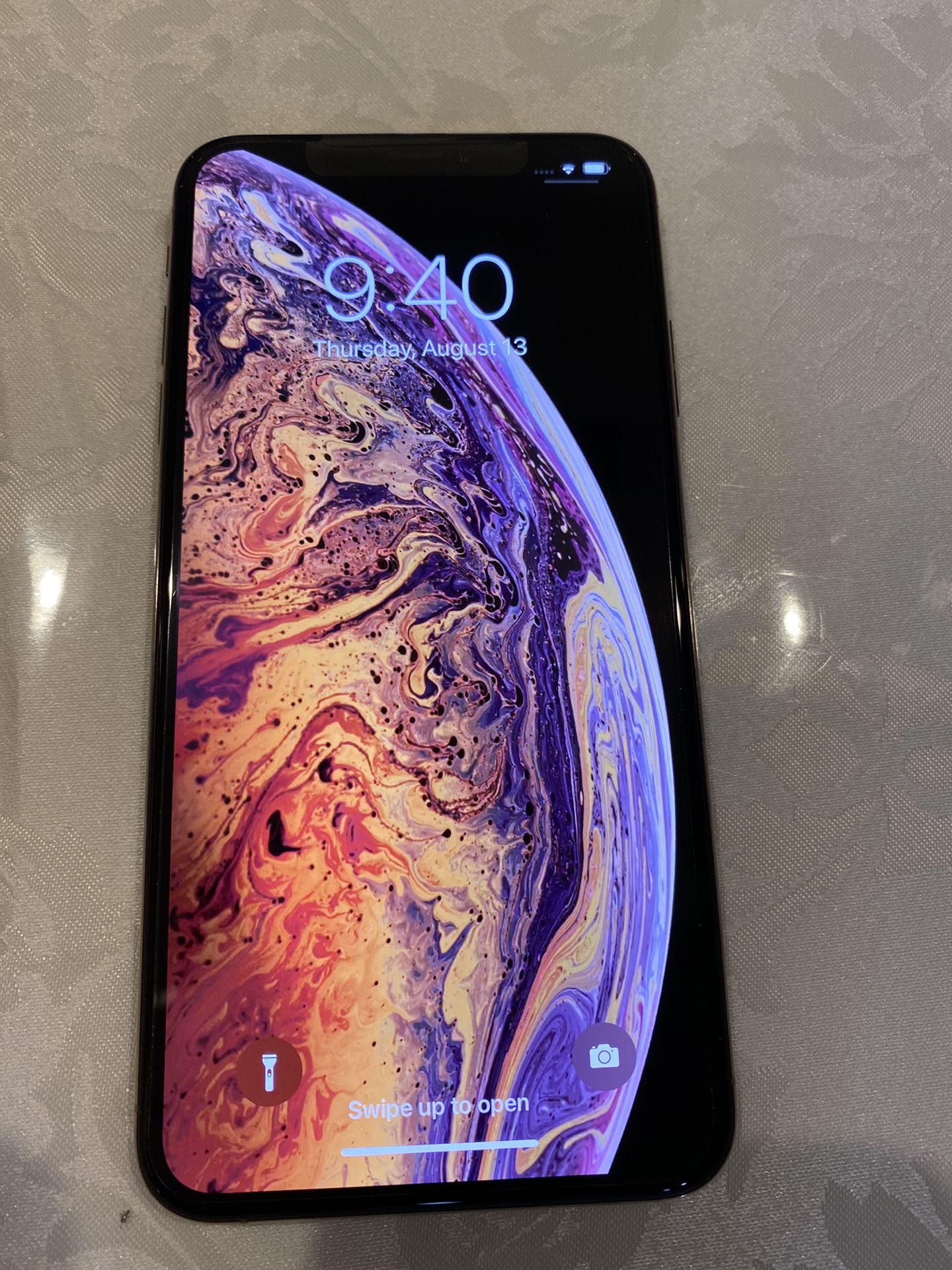 iPhone XS Max 256GB new from apple Gold