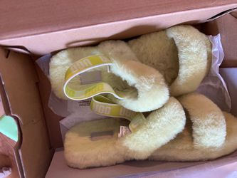 UGG Fluff Yeah Slide Sandals