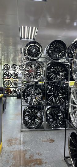 CUSTOM WHEELS SET $10 DOWN