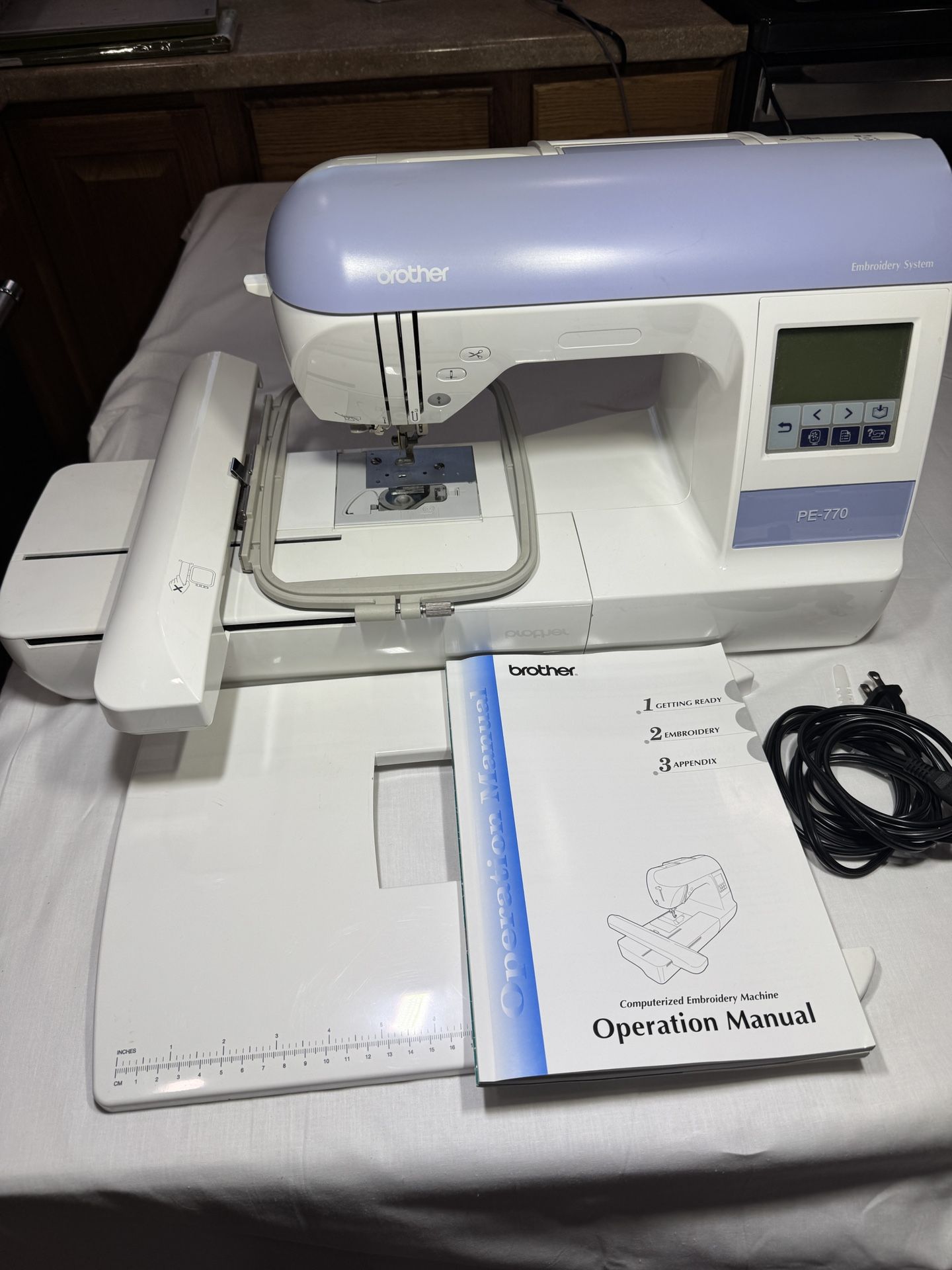 Brother PE-770 Embroidery Machine – Excellent Condition 