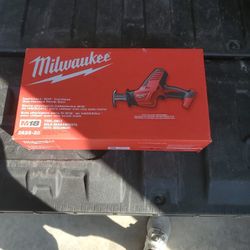 Milwaukee M18 Hackzall