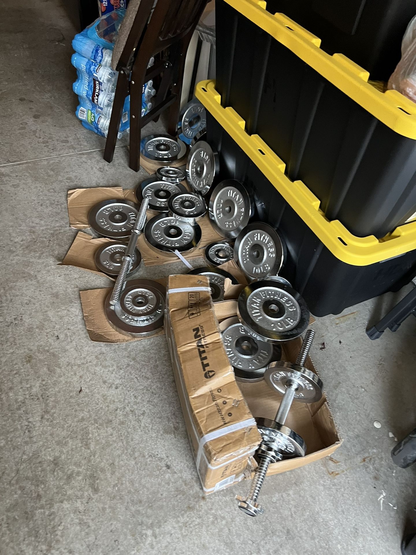 Adjustable Chrome Dumbbells Set 200 lbs