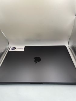 MacBook Pro M4 Max Chip - 32gb - 1TB - For Sale or Trade