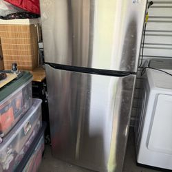 LG Refrigerator 