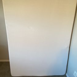 Queen Mattress, 10in Deep, Used 1 Year 