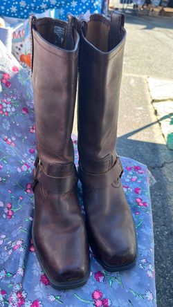 Ladies leather boots