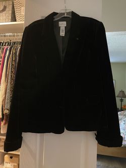 Emma James New Women’s Black Velvet Jacket