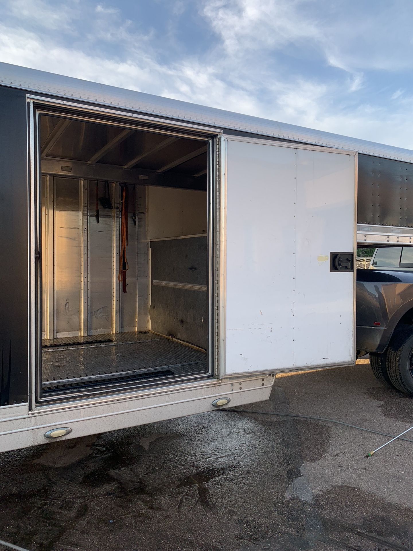 53’ Featherlite trailer for Sale in Phoenix, AZ OfferUp