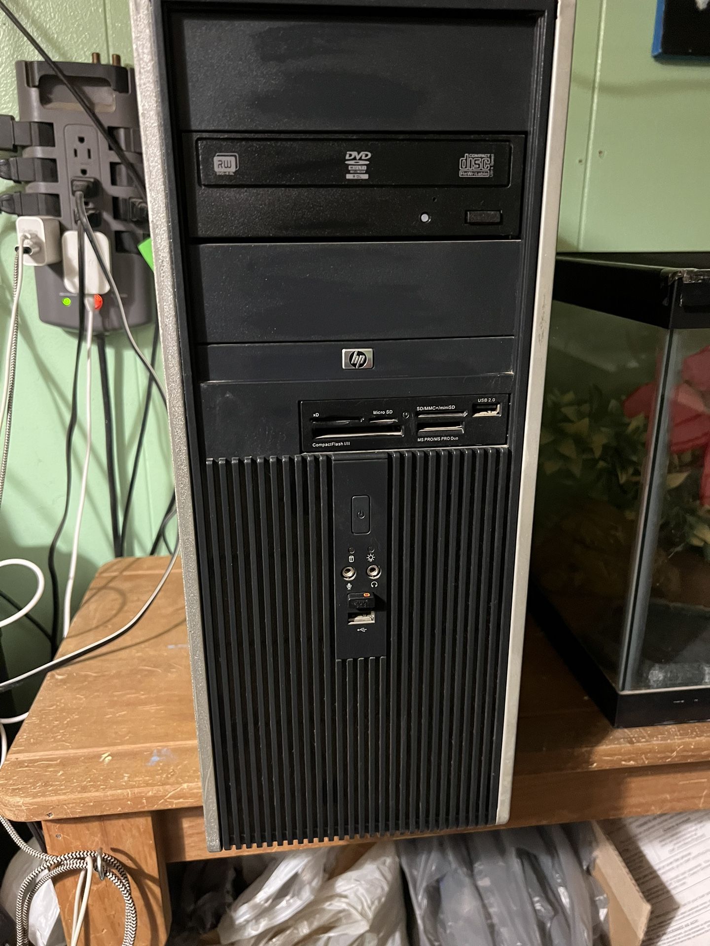 Hp Computer Tower With Extras