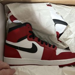 Jordan 1 Retro Chicago Size 11