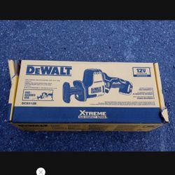 DeWalt Saw