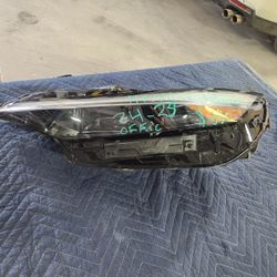 (contact info removed)5 Hyundai Elantra Headlight Part O 