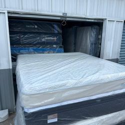 King Size Mattress And Box Spring 