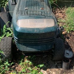 Craftsman 40 Inch Riding Lawn Mower 