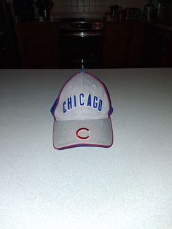 CHICAGO CUBS ADJUSTABLE CAP
