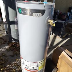 Propane Water Heater 40 Gal New Display Models With 1 Yr Warranty 