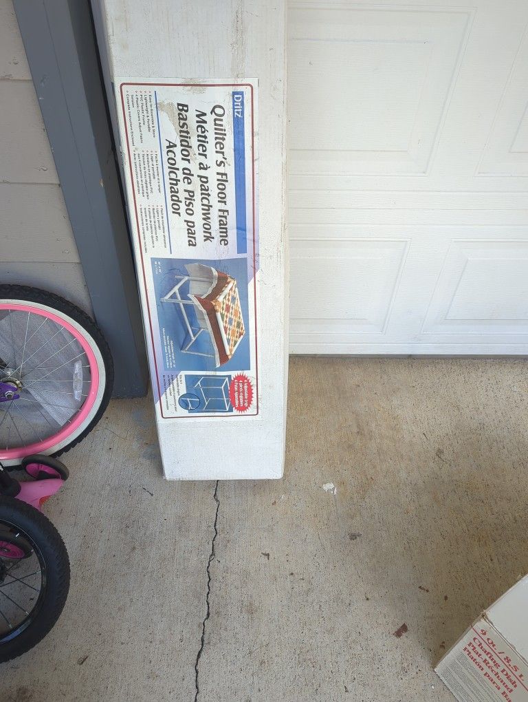 Dritz Quilters Floor Frame