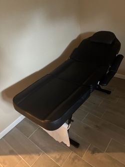 Black Massage / Esthetic Treatment Table
