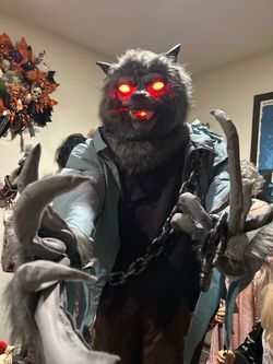 Big Lots Swiping Werewolf Halloween animatronic