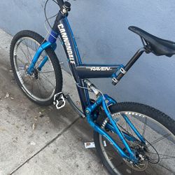 Max Spec 1997 Raven Super V700 Full XTR Custom, Very Lite, Very, Smooth, Tight Better Than New