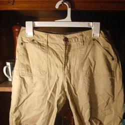 Old Navy Size 6 Tan Cut Khaki Shorts 