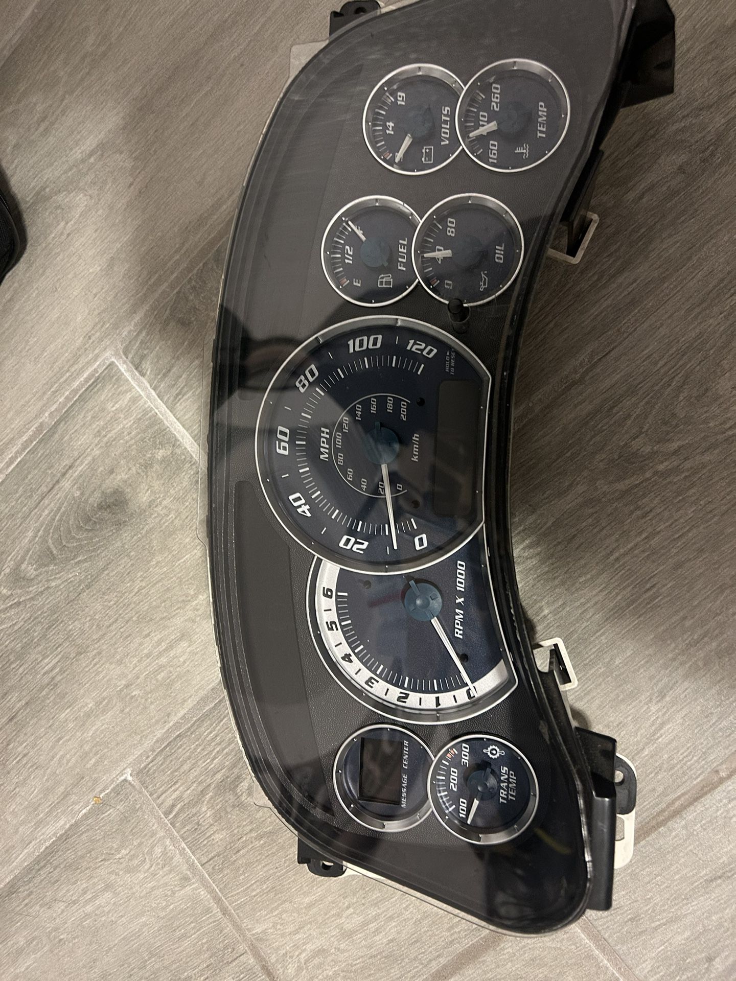 99-02 Escalade Cluster