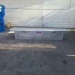  Pick Up Tool Box Aluminum  59 1/2"  Long × 12"Hight....( 70 )
