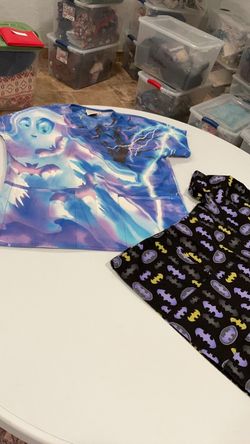 Scrubs Tops in small