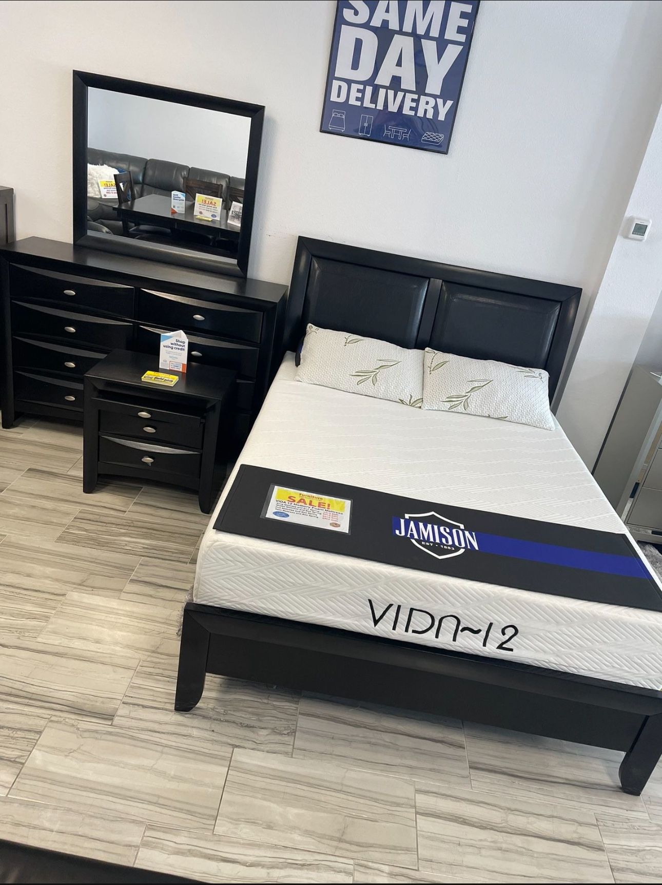 BEAUTIFUL NEW EMILY BLACK QUEEN BEDROOM SET ON SALE ONLY $899. KING SET $999. IN STOCK SAME DAY DELIVERY 🚚 EASY FINANCING 