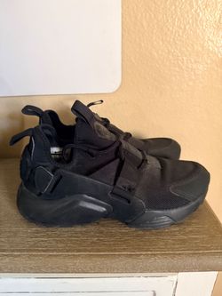 Nike Huarache sz8 women