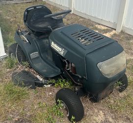 Bolens Lawn tractor
