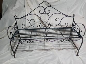 Miniature Iron Bench Int/ext Deco Sz 25"x20"x10" Retail$89Today$35