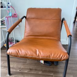 Arm chair