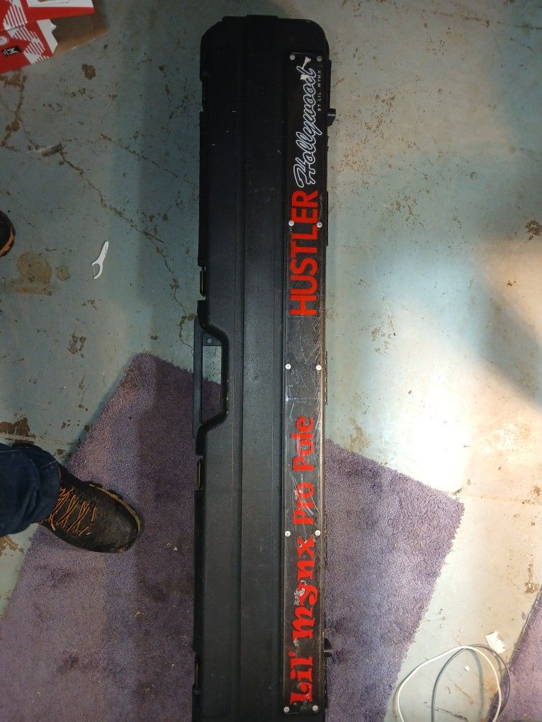 Lil Minx Portable Stripper Pole