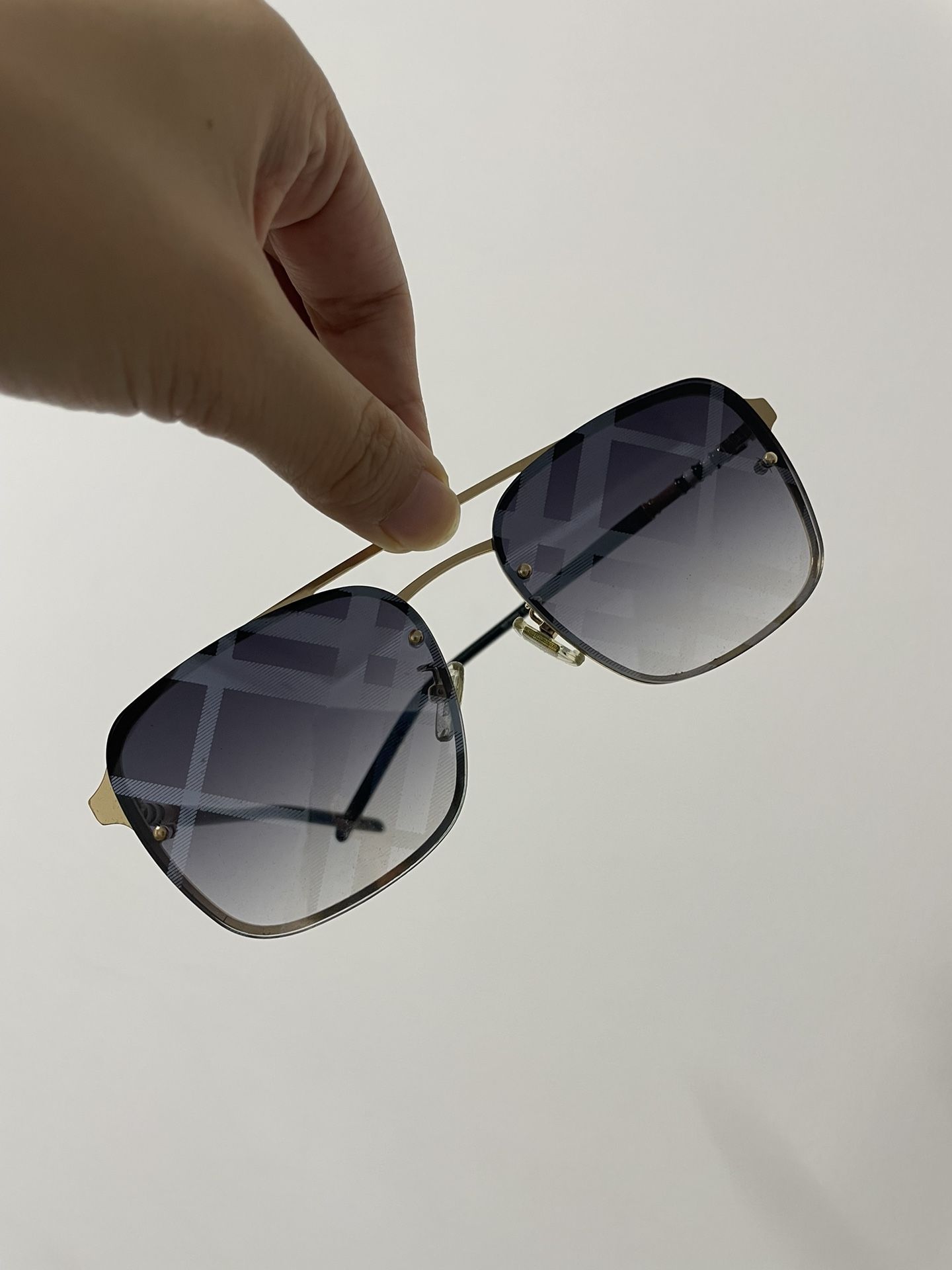 Burberry sunglasses