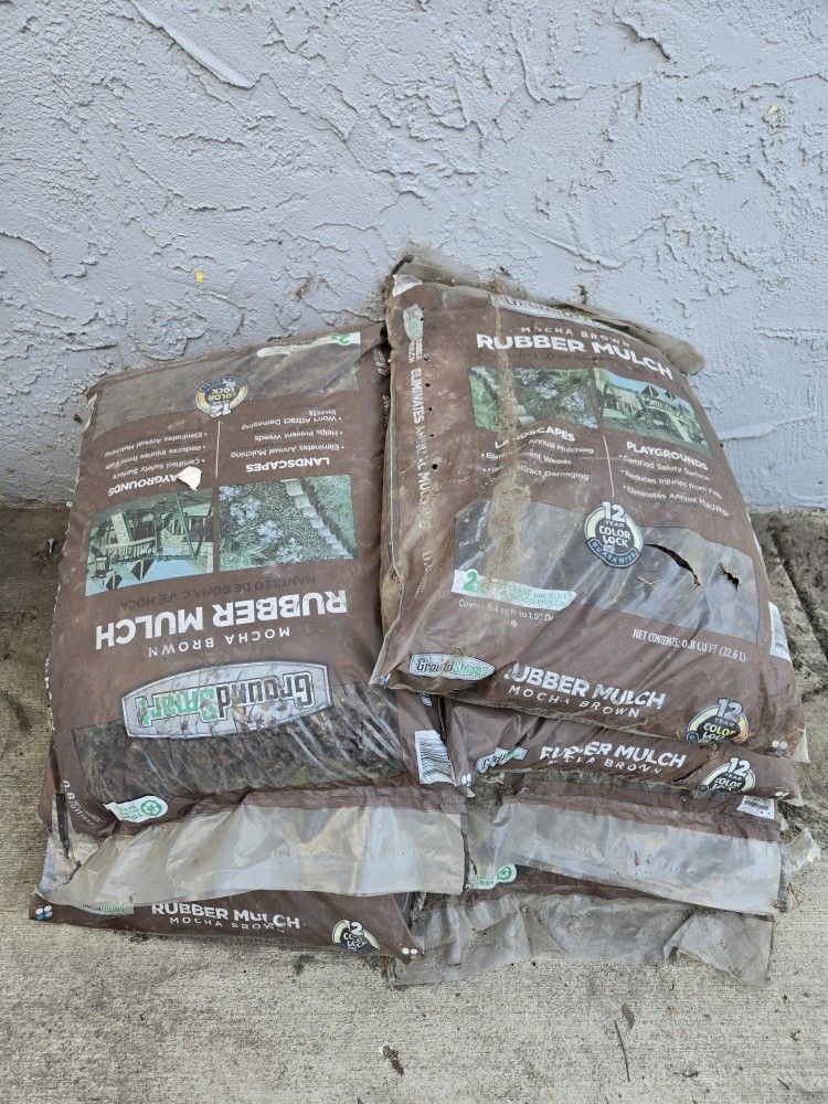 Brown Rubber Mulch