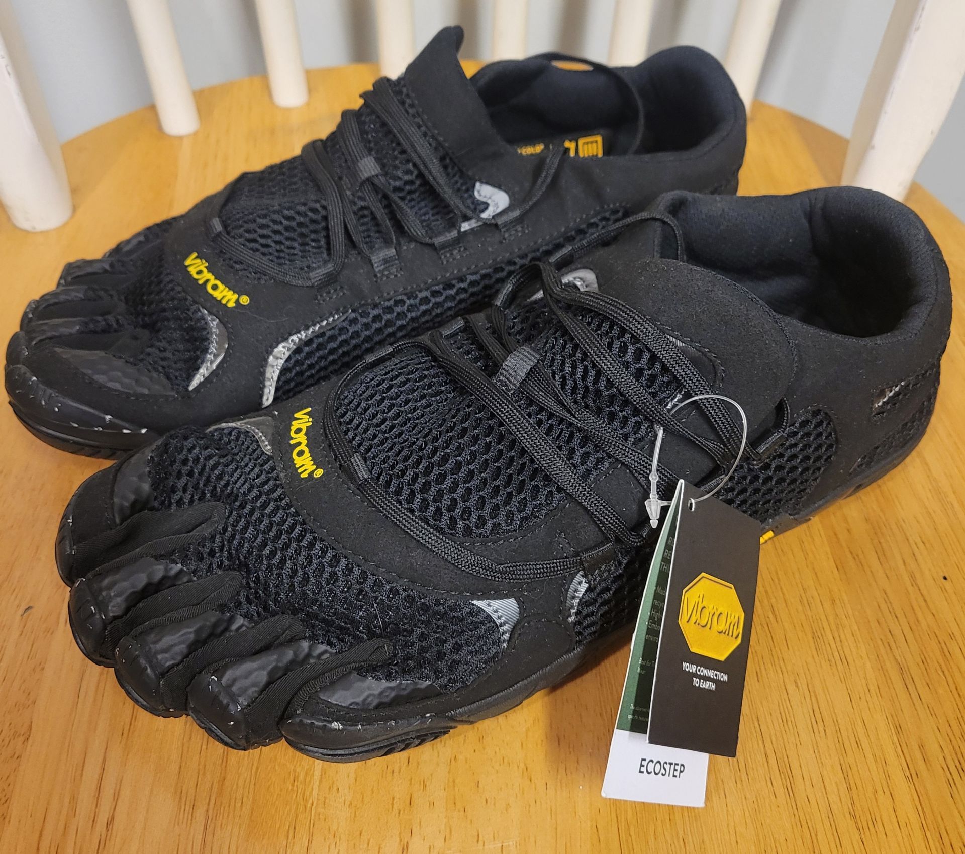 NEW Vibram Fivefingers Roadaround 2 Black Men's Shoes SIZE 42 9-9.5 / 25W1801