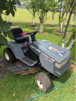 Craftsman riding lawnmower