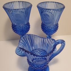 Vintage Avon Fostoria George And Martha Washington And Mount Vernon Etched Blue Coblet Set Blue 