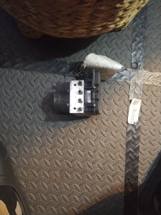 ABS Anti-lock Pump For A 2012 Nissan Versa